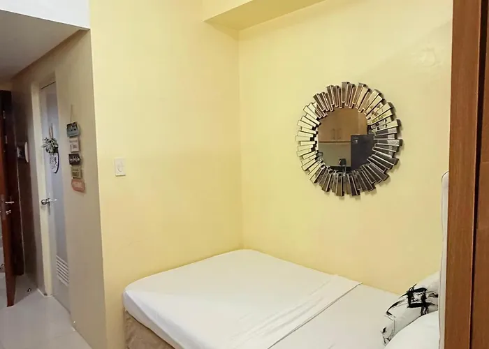 Shell Residences Moa & Naia - Keith Apartment