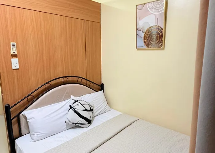 Shell Residences Moa & Naia - Keith Apartment