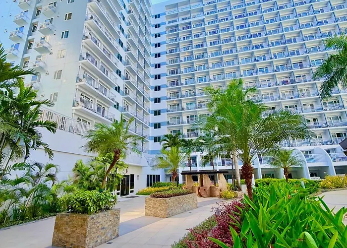 Shell Residences Moa & Naia - Keith Apartment *